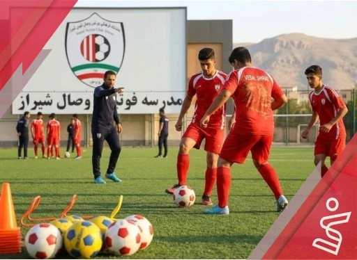 آموزشی فوتبال رده سنی 88 | پاییز-باشگاه و مدرسه فوتبال وصال شیراز